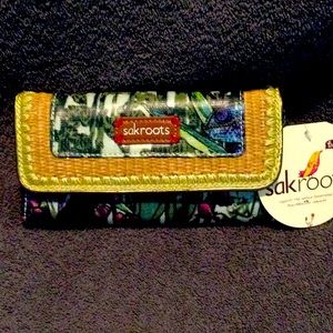 NWT Sak Roots wallet